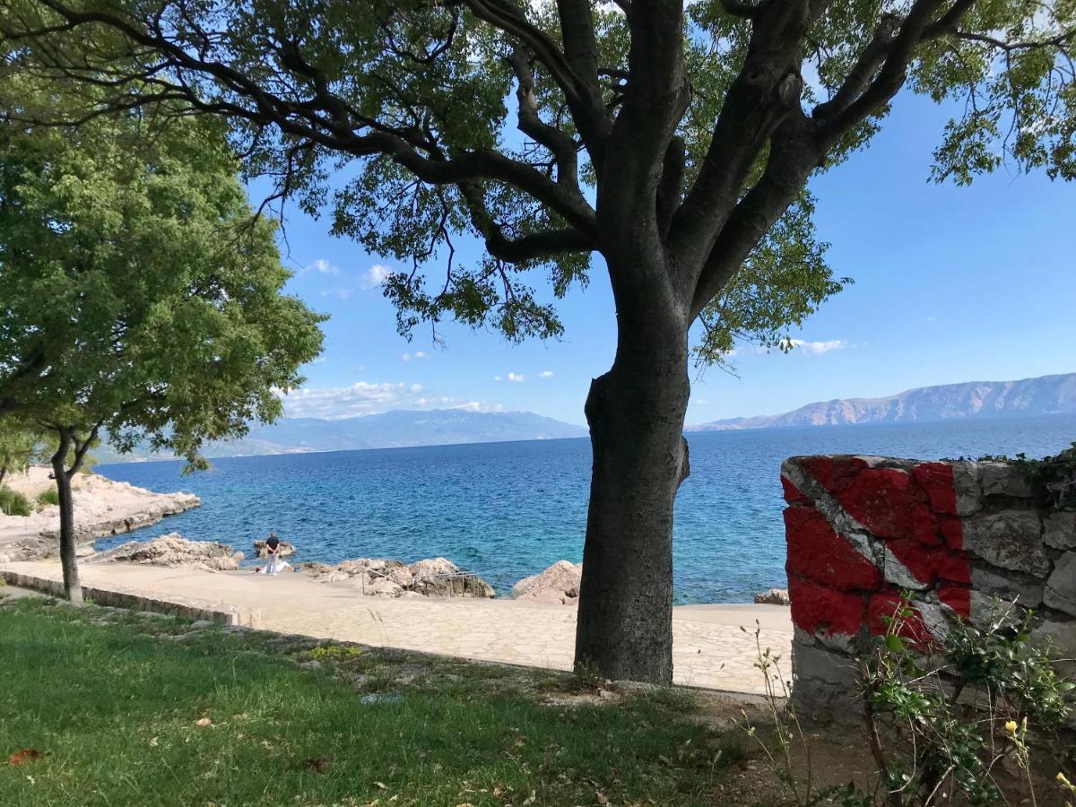 Loft-Beach-Apartments Ratko Novi Vinodolski Ngoại thất bức ảnh